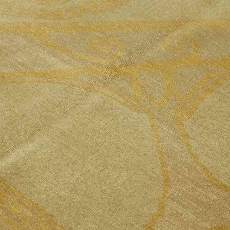 New Hand Knotted Wool Rug - 6' 9" x 9' 1" (81" x 109") - K0063254