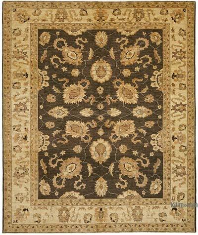 Yeni El Dokuma Uşak Halısı - 246 cm x 290 cm