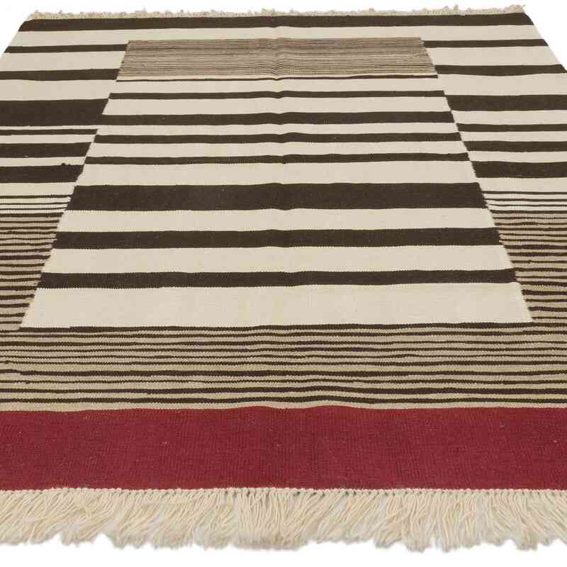 New Handwoven Turkish Kilim Rug - 5' 11" x 7' 7" (71" x 91") - K0064423