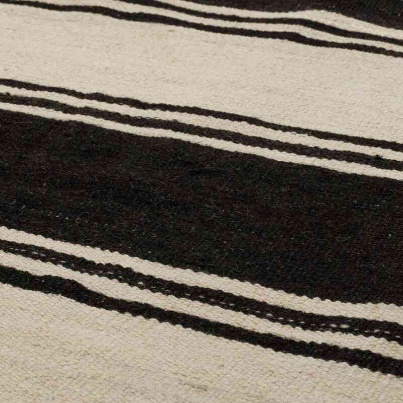 Vintage Anatolian Kilim Rug - 6' 4" x 8' 3" (76" x 99") - K0064746