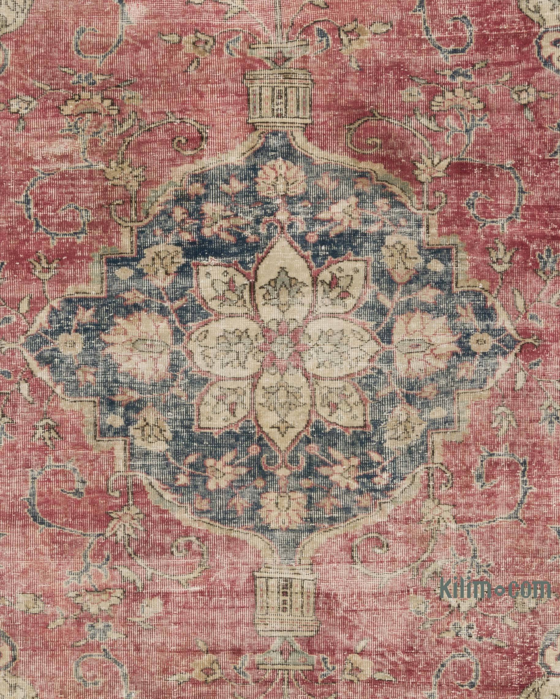 K0064810 Vintage Turkish Hand-Knotted Rug - 6' 11 x 10' 8 (83 x 128)   The Source for Vintage Rugs, Tribal Kilim Rugs, Wool Turkish Rugs, Overdyed  Persian Rugs, Runner Rugs, Patchwork