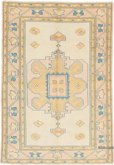 Vintage Turkish Hand-Knotted Rug - 5' 3" x 7' 10" (63" x 94")