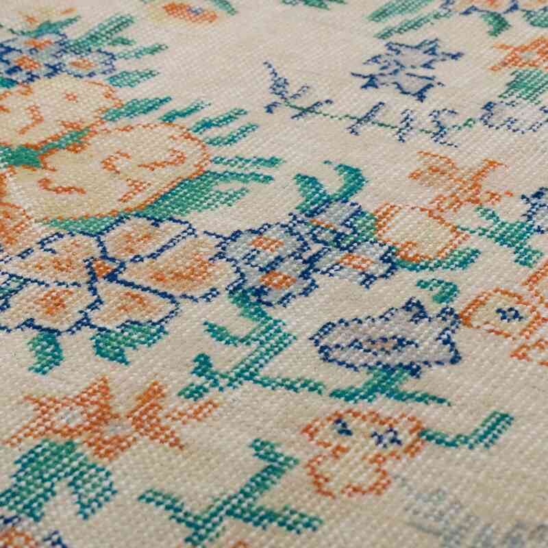 Vintage Turkish Hand-Knotted Rug - 5' 7" x 9' 5" (67" x 113") - K0065317