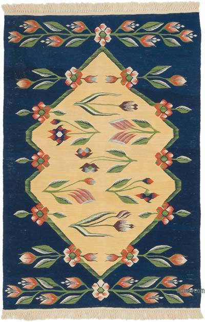 New Handwoven Turkish Kilim Rug - 3' 3" x 4' 11" (39" x 59")