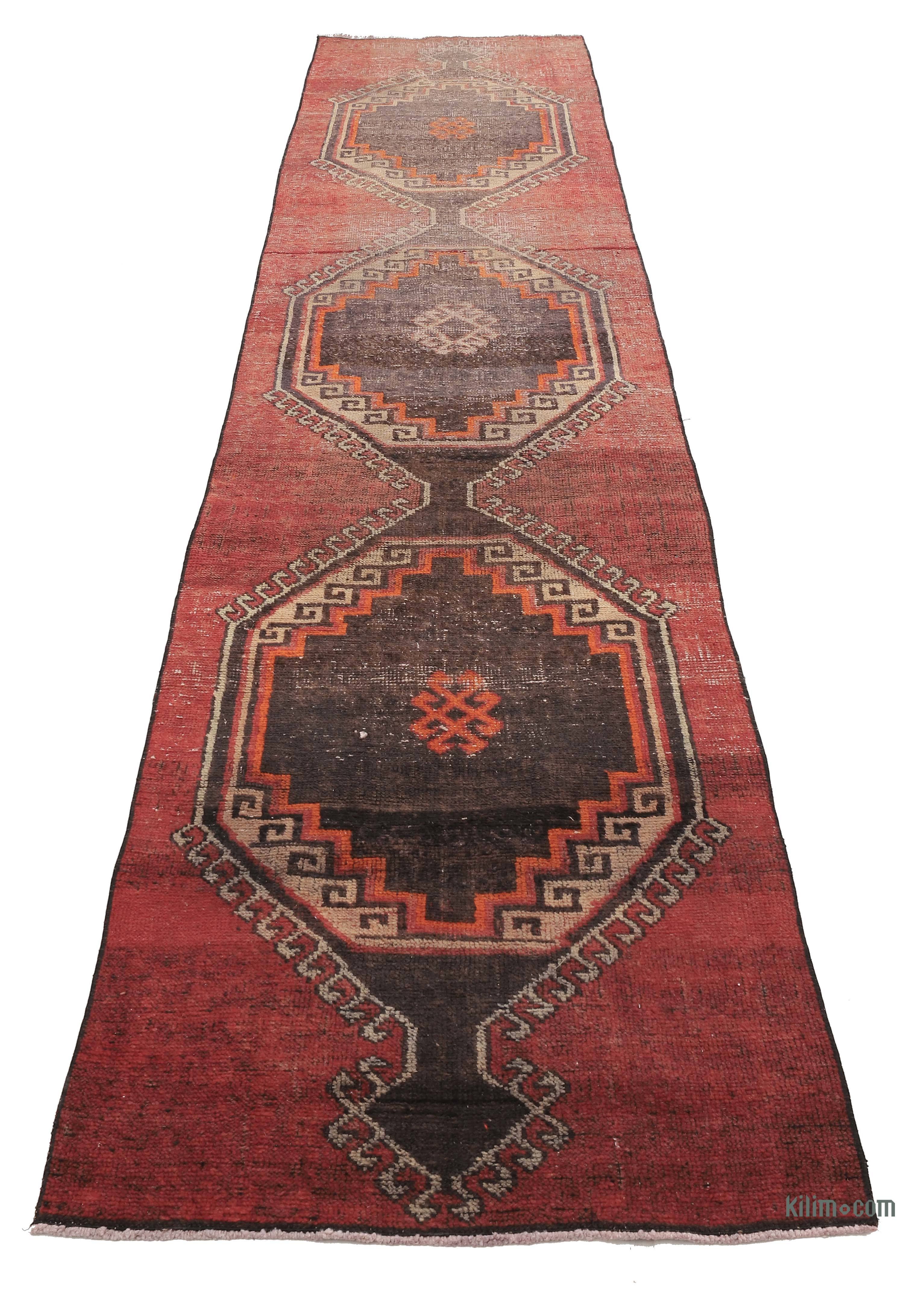 K0065707 Alfombra de Pasillo Turca Vintage Sobreteñida - 146 cm x 385 cm   : la fuente de auténticas alfombras vintage, Kilims, alfombras  orientales Sobreteñidas, alfombras turcas tejidas a mano, alfombras de