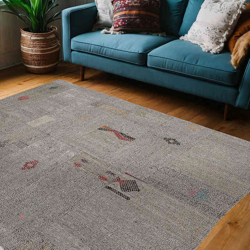 Patchwork Kilim Rug - 4' 11" x 6' 7" (59" x 79") - K0065826