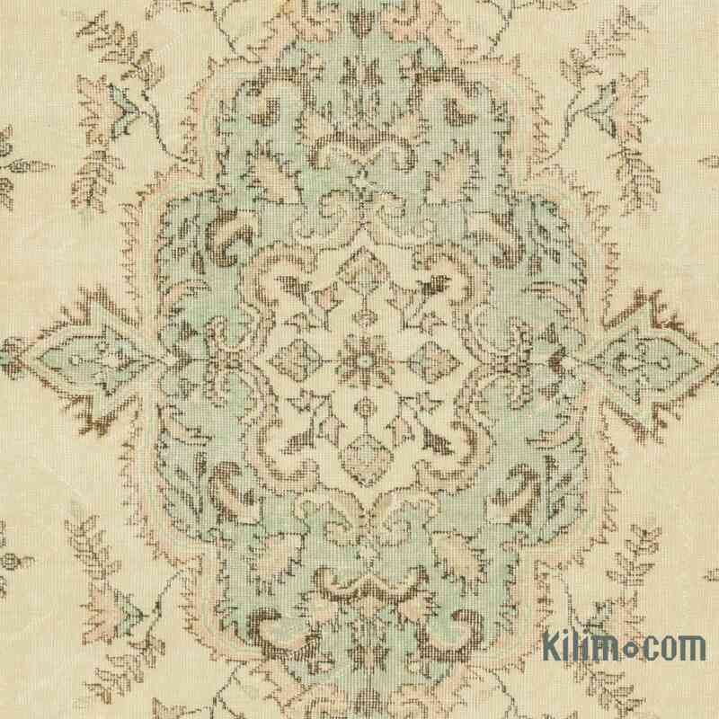 Vintage Turkish Hand-Knotted Rug - 5' 9" x 9' 10" (69" x 118") - K0066228