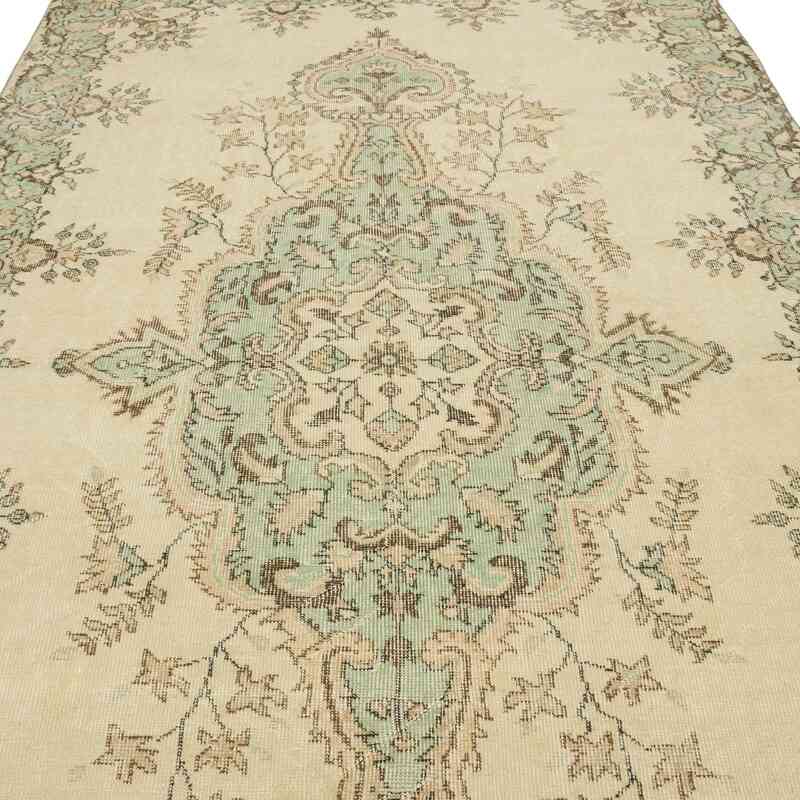 Vintage Turkish Hand-Knotted Rug - 5' 9" x 9' 10" (69" x 118") - K0066228