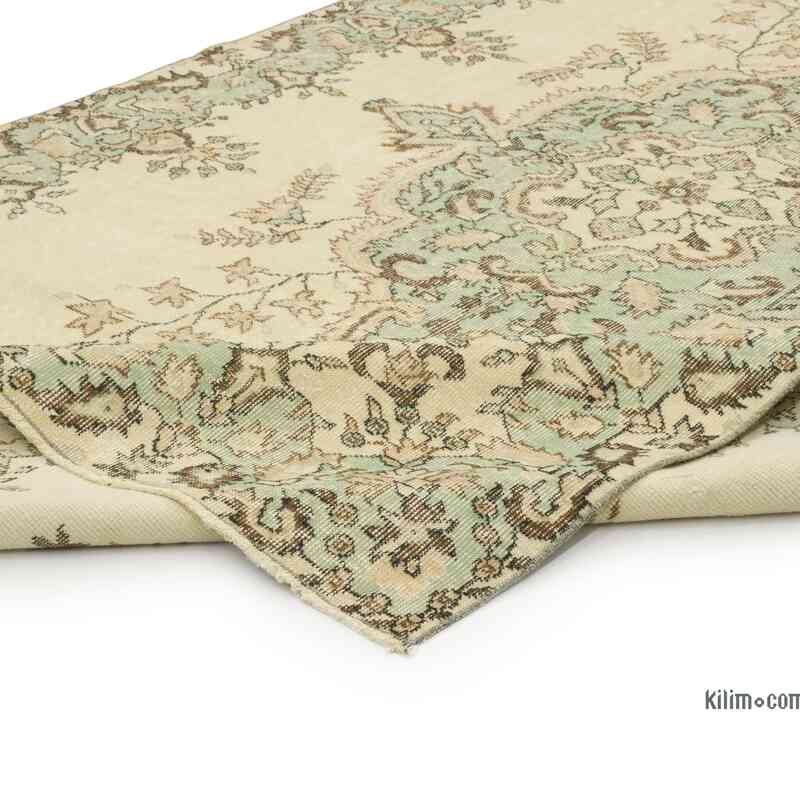 Vintage Turkish Hand-Knotted Rug - 5' 9" x 9' 10" (69" x 118") - K0066228
