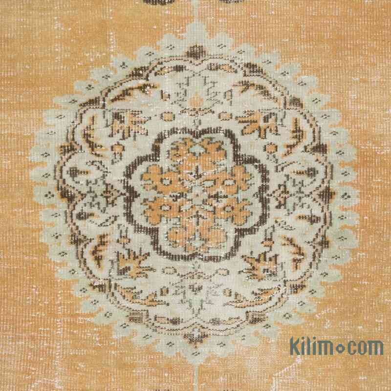 Vintage Turkish Hand-Knotted Rug - 5' 9" x 9' 5" (69" x 113") - K0066805
