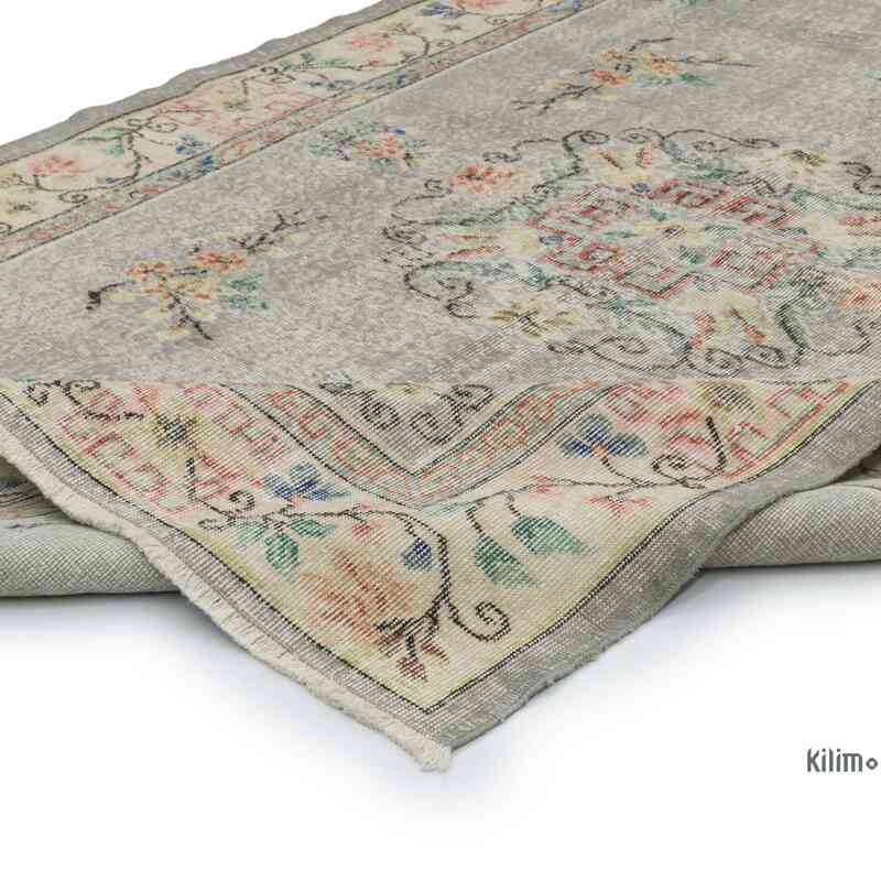 Vintage Turkish Hand-Knotted Rug - 5' 9" x 9' 4" (69" x 112") - K0066809