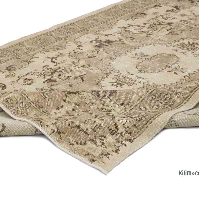 Vintage Turkish Hand-Knotted Rug - 5' 7" x 8' 10" (67" x 106") - K0066823