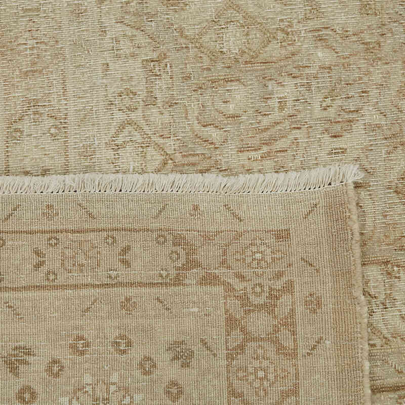 Vintage Hand-Knotted Oriental Rug - 6' 11" x 9' 5" (83" x 113") - K0066955