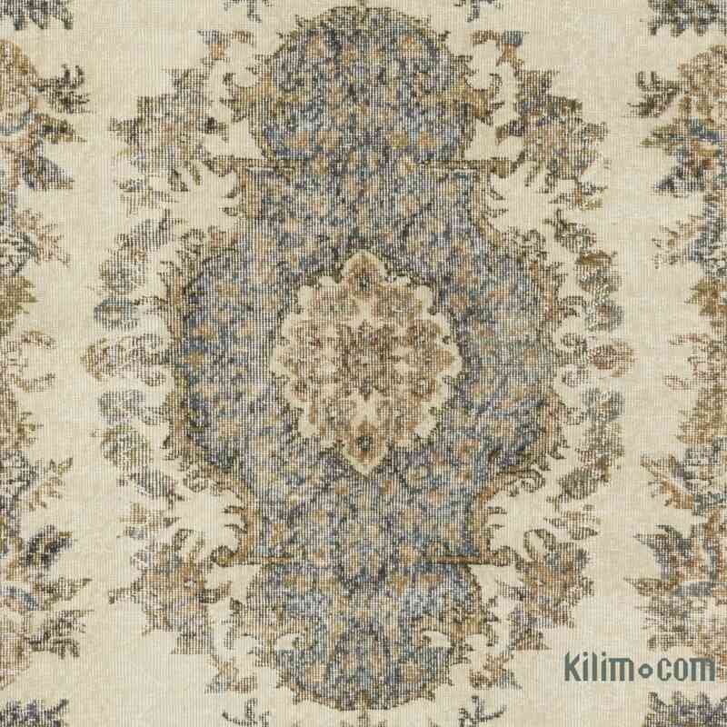 Vintage Turkish Hand-Knotted Rug - 5' 10" x 10' 1" (70" x 121") - K0067420
