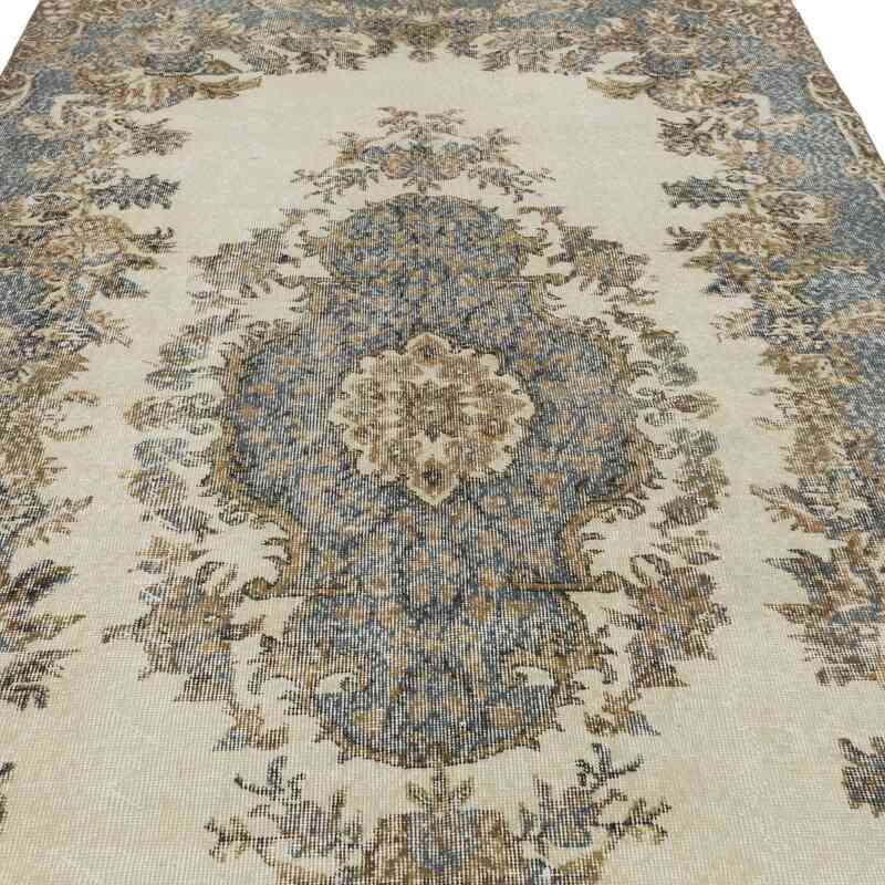 Vintage Turkish Hand-Knotted Rug - 5' 10" x 10' 1" (70" x 121") - K0067420