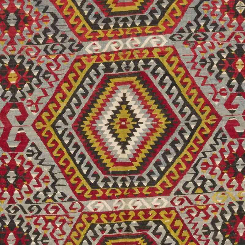 Vintage Esme Kilim Rug - 5' 10" x 6' 2" (70" x 74") - K0067597