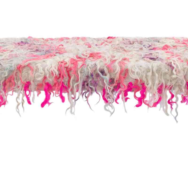 Banco Tapizado con Alfombra Mohair Tulu - K0067599