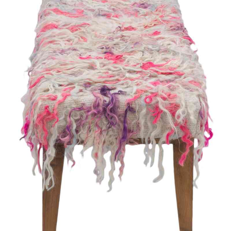 Banco Tapizado con Alfombra Mohair Tulu - K0067599