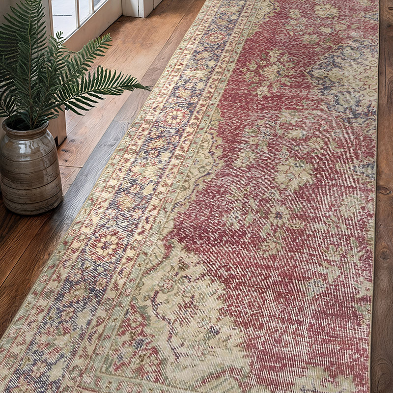 Vintage Turkish Hand-Knotted Runner - 3' 3" x 10' 4" (39" x 124") - K0067810
