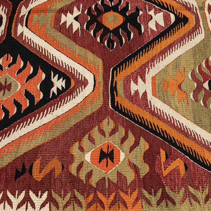 Vintage Mut Kilim Rug - 5' 6" x 9' 4" (66" x 112") - K0068254