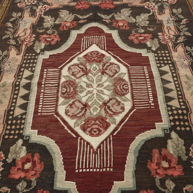 Vintage Handwoven Moldovan Kilim Rug - 5' 8" x 7' 10" (68" x 94") - K0068445