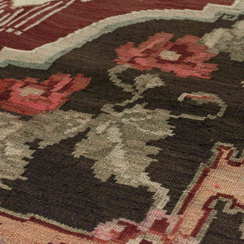 Vintage Handwoven Moldovan Kilim Rug - 5' 8" x 7' 10" (68" x 94") - K0068445