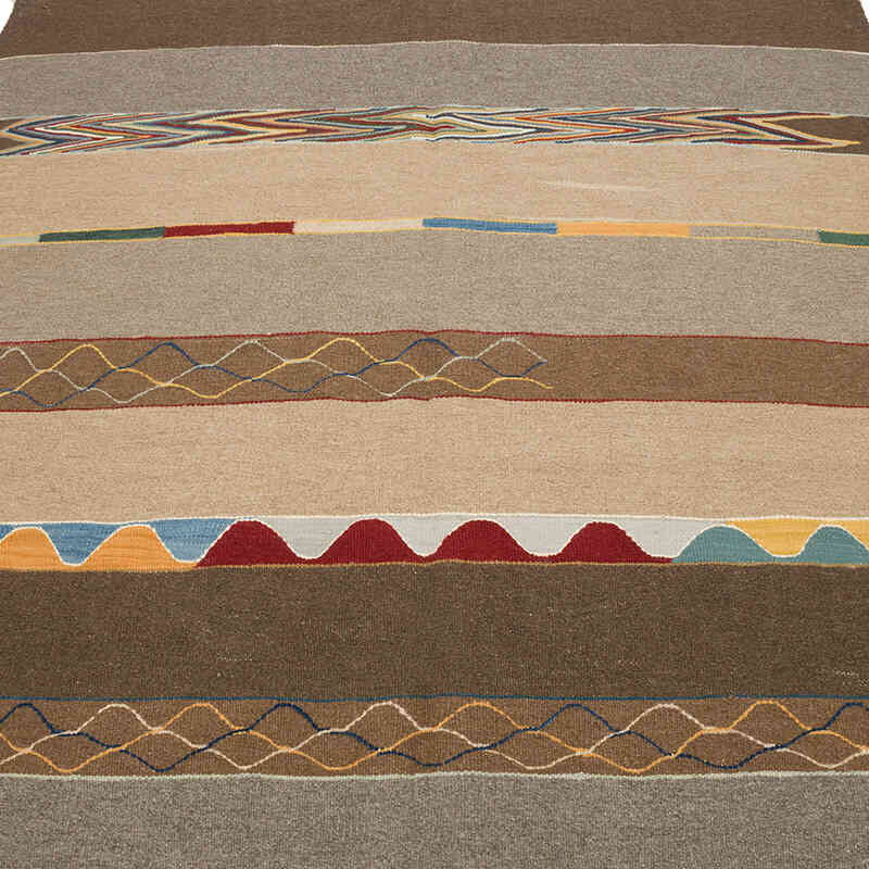 New Handwoven Turkish Kilim Rug - 5' 1" x 7' 1" (61" x 85") - K0069027