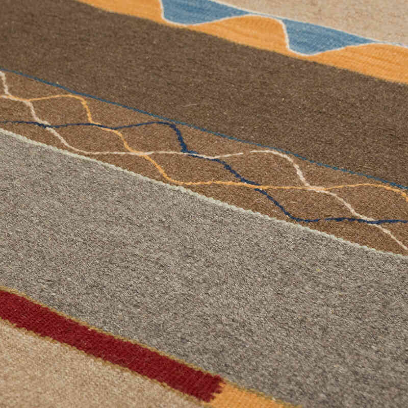 New Handwoven Turkish Kilim Rug - 5' 1" x 7' 1" (61" x 85") - K0069027