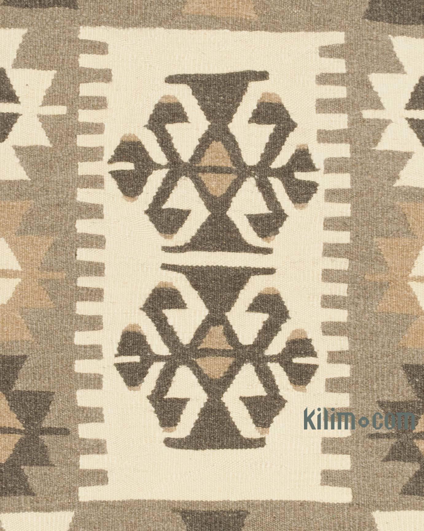 K0059574 New Handwoven Turkish Kilim Rug - 3' x 4' (36 x 48