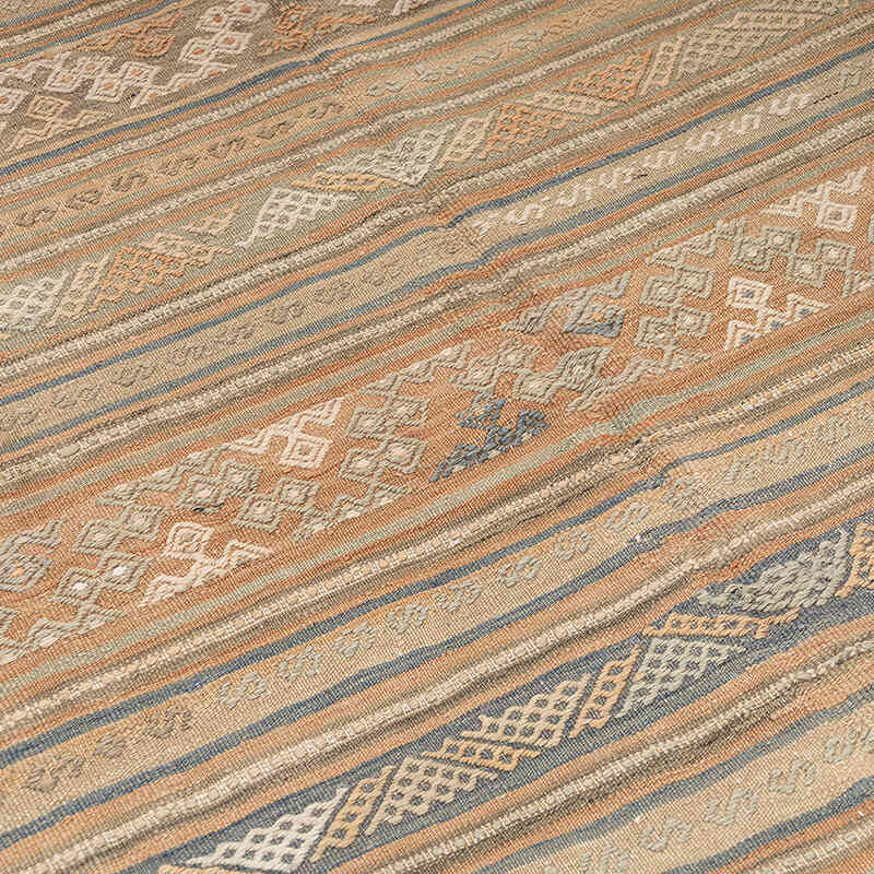 Vintage Balikesir Kilim Rug - 5' 3" x 8' 6" (63" x 102") - K0069099