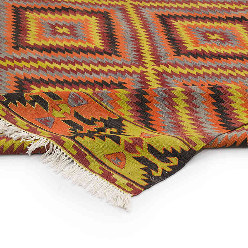 Vintage Afyon Kilim Rug - 5' 7" x 9' 3" (67" x 111") - K0069395