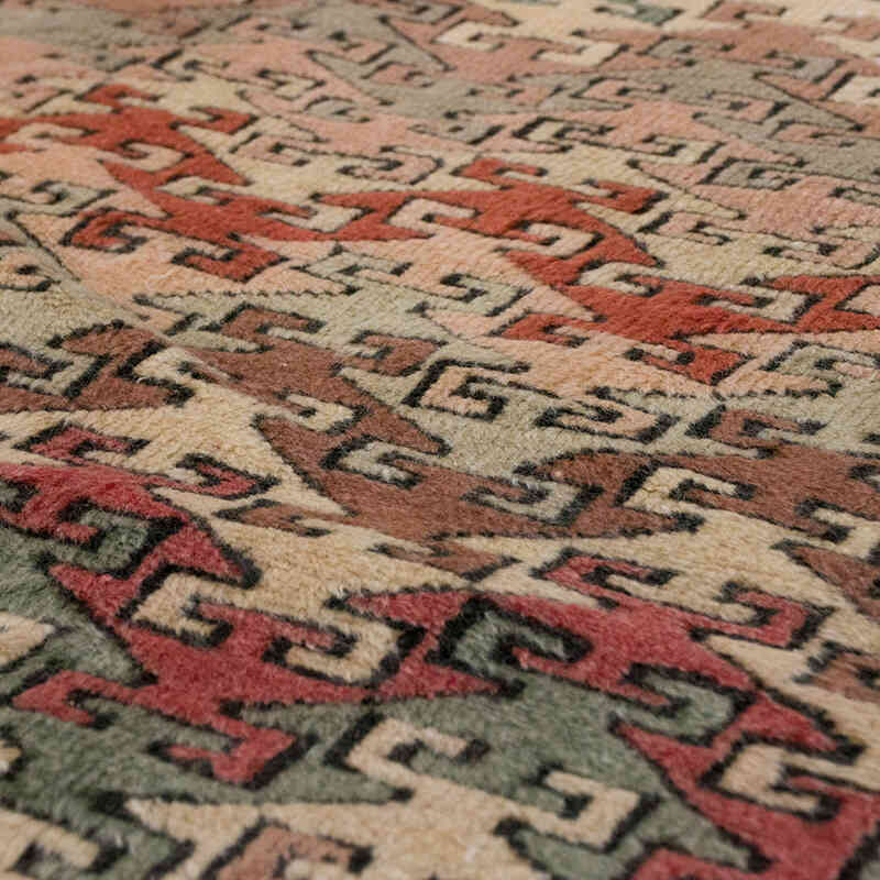 Vintage Turkish Hand-Knotted Rug - 5' 10" x 7' 9" (70" x 93") - K0069511
