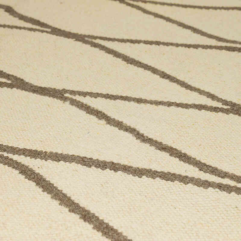 New Handwoven Turkish Kilim Rug - 6'  x 8' 6" (72" x 102") - K0069524