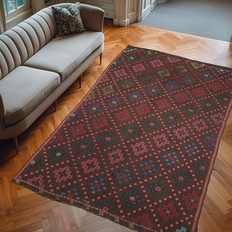 Vintage Anatolian Jijim Rug - 6'  x 9' 1" (72" x 109") - K0069604
