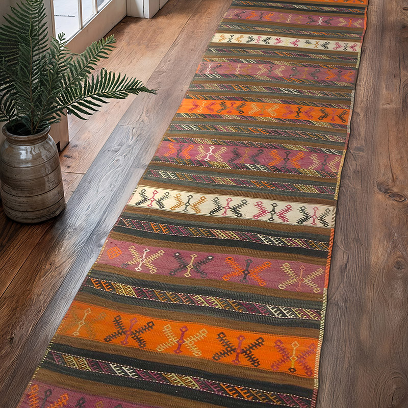 Vintage Malatya Kilim Runner - 2' 6" x 11' 9" (30" x 141") - K0069658