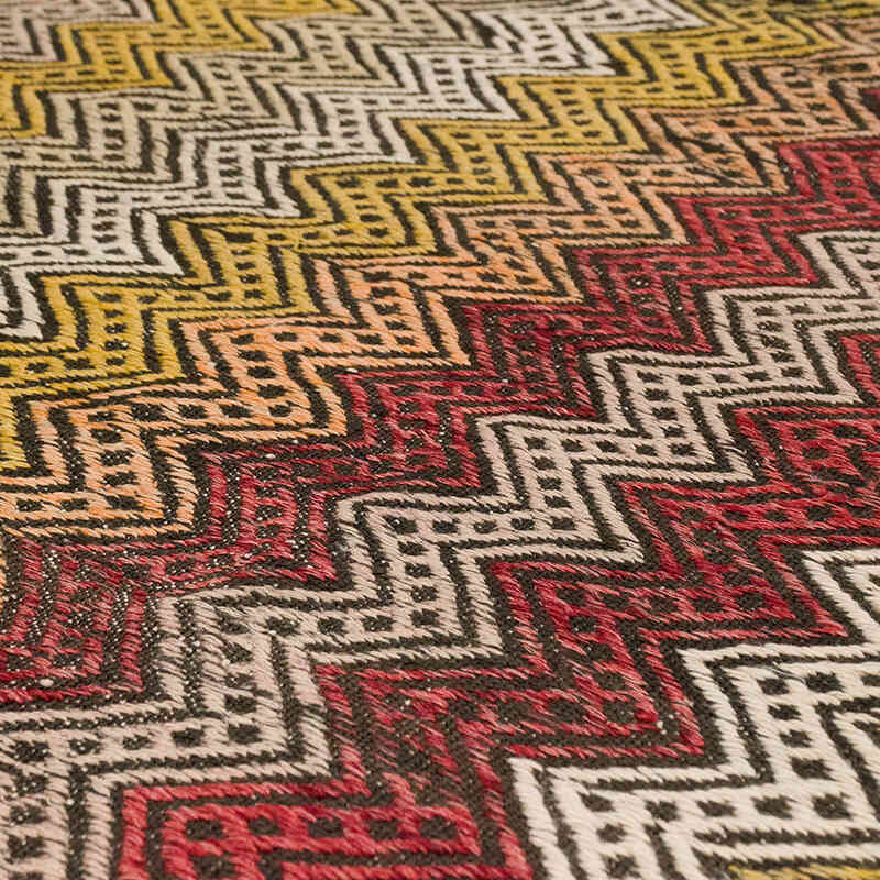 Vintage Anatolian Jijim Rug - 4'  x 7' 3" (48" x 87") - K0069708