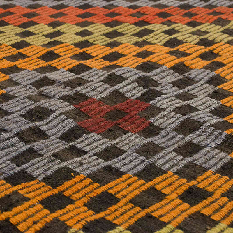 Vintage Anatolian Jijim Rug - 7' 3" x 9' 1" (87" x 109") - K0069827