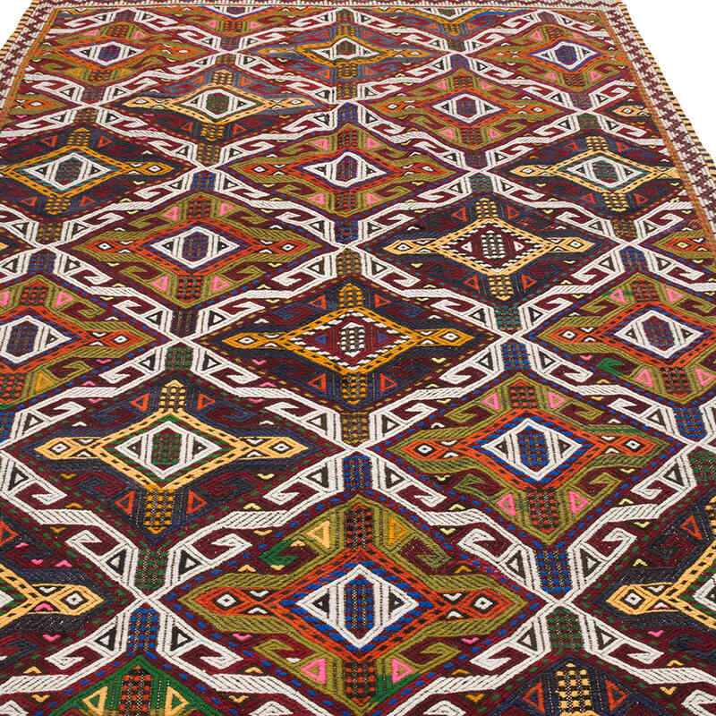 Vintage Anatolian Jijim Rug - 5' 3" x 9' 11" (63" x 119") - K0069835