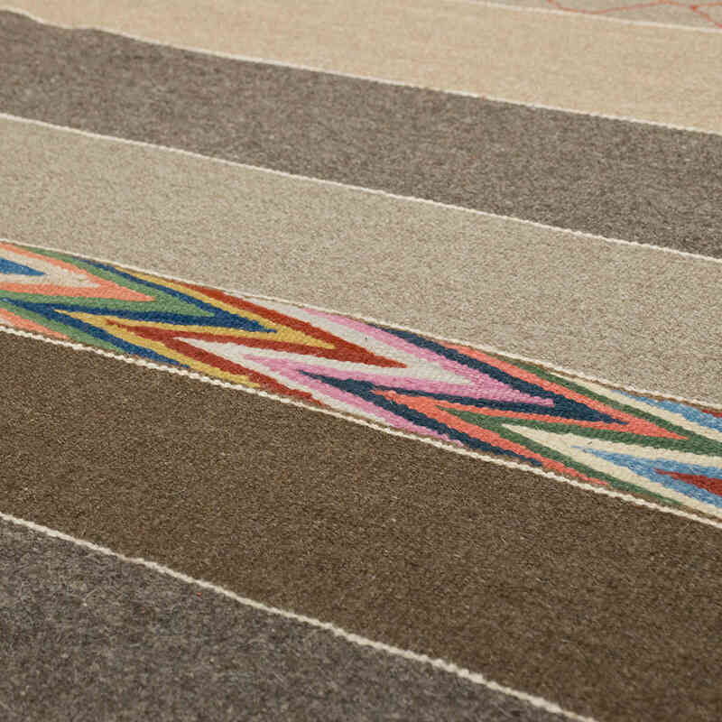 New Handwoven Turkish Kilim Rug - 6'  x 8' 2" (72" x 98") - K0070247