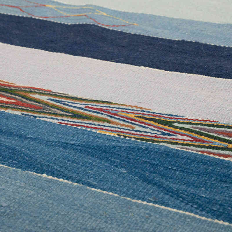 New Handwoven Turkish Kilim Rug - 5' 4" x 7' 5" (64" x 89") - K0070249