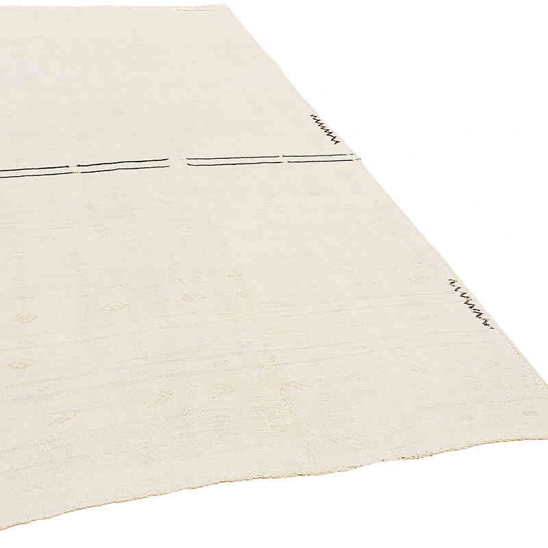 Vintage Anatolian Hemp Kilim Rug - 5' 2" x 10' 7" (62" x 127") - K0070583