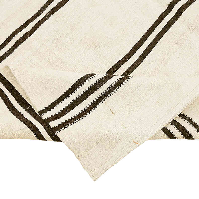 Vintage Anatolian Hemp Kilim Rug - 5' 9" x 11' 10" (69" x 142") - K0070604