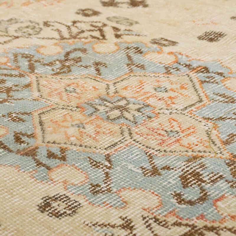 Vintage Turkish Hand-Knotted Rug - 5' 1" x 9' 2" (61" x 110") - K0070751