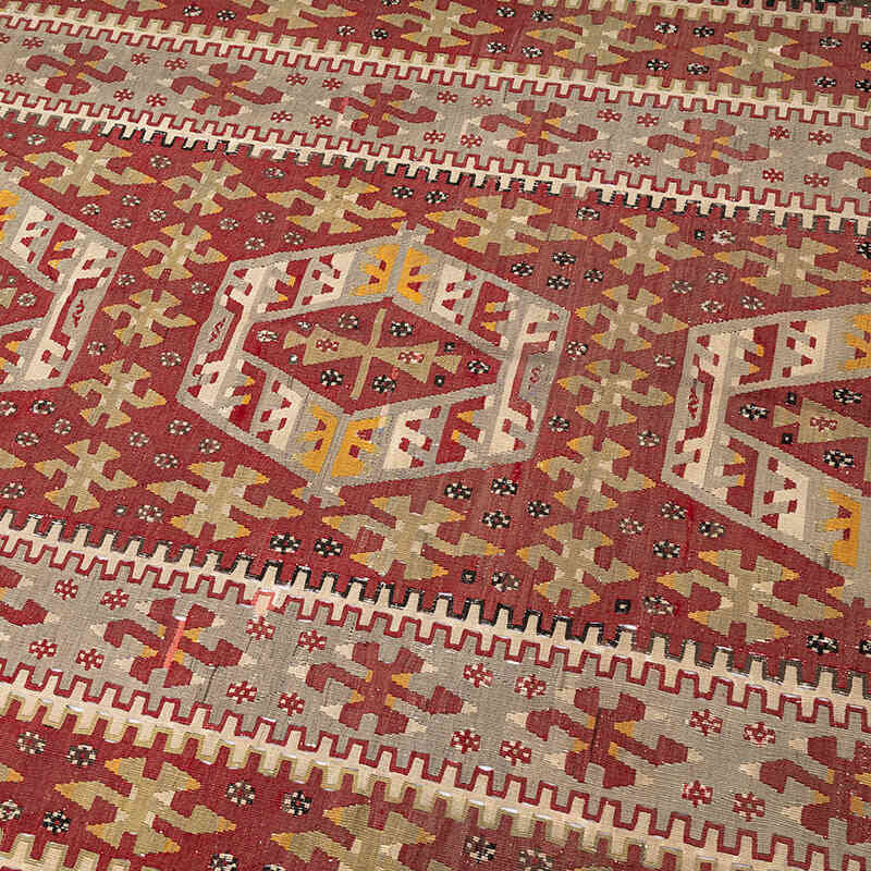 Vintage Esme Kilim Rug - 5' 4" x 10' 5" (64" x 125") - K0071033