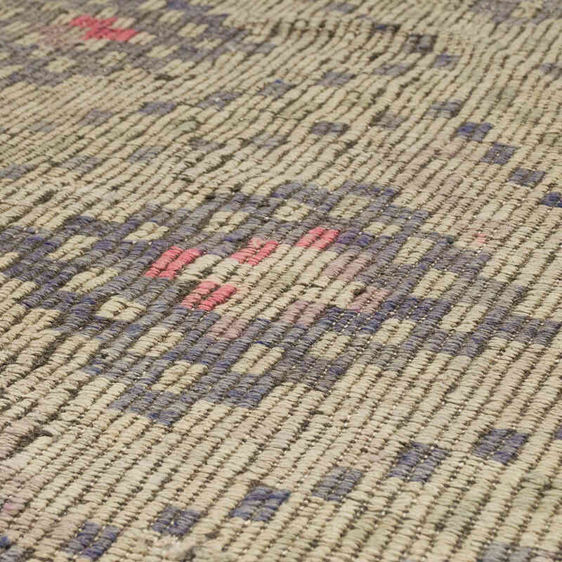 Vintage Anatolian Jijim Rug - 5' 11" x 10' 8" (71" x 128") - K0071132