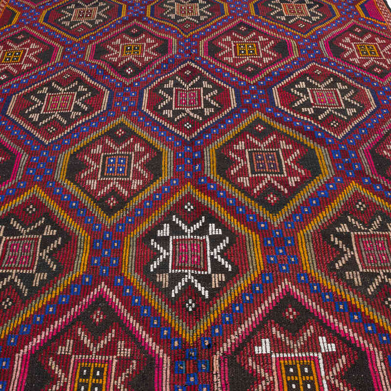 Vintage Anatolian Jijim Rug - 6' 5" x 10' 3" (77" x 123") - K0071183
