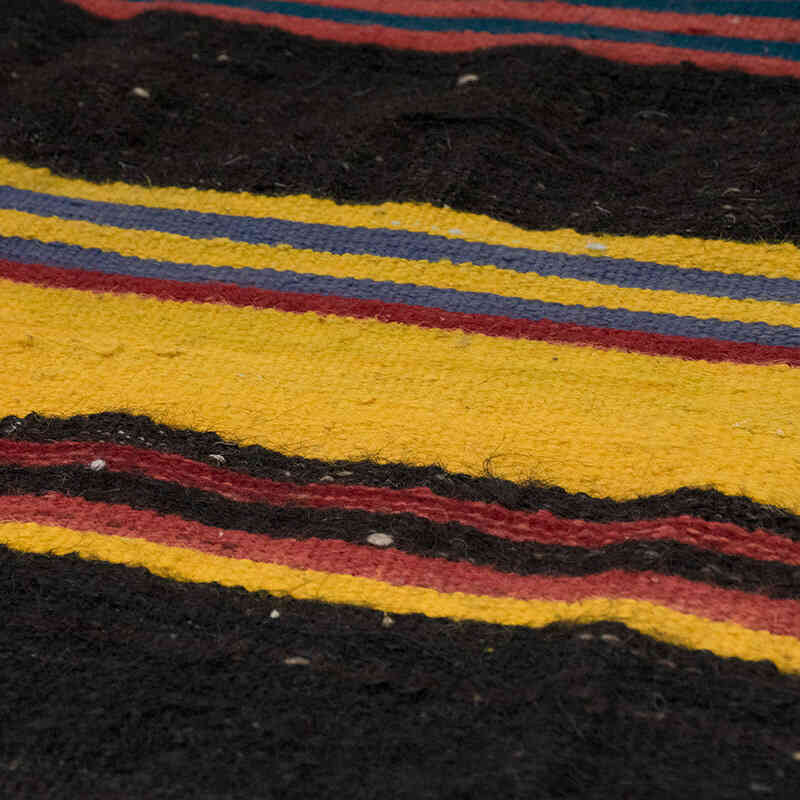 Vintage Anatolian Kilim Rug - 5' 7" x 12'  (67" x 144") - K0071237