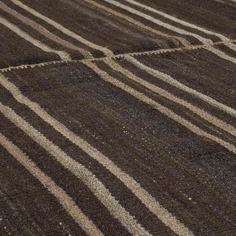 Vintage Anatolian Kilim Rug - 5' 4" x 8' 10" (64" x 106") - K0071933