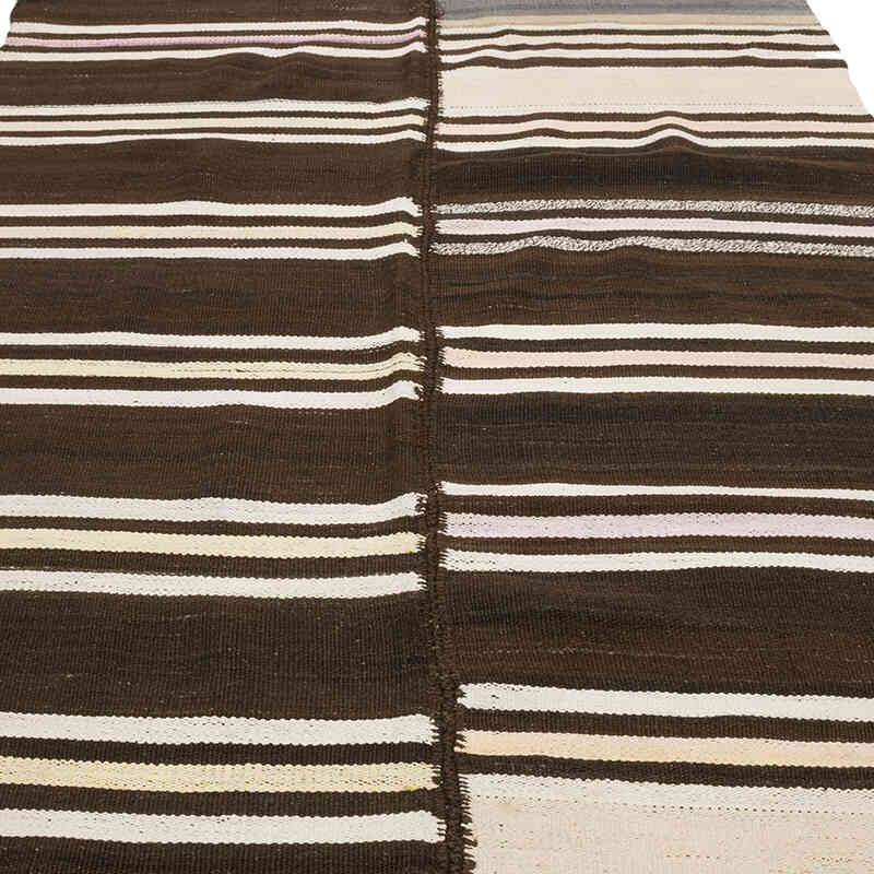 Vintage Anatolian Kilim Rug - 4' 9" x 8' 11" (57" x 107") - K0071934