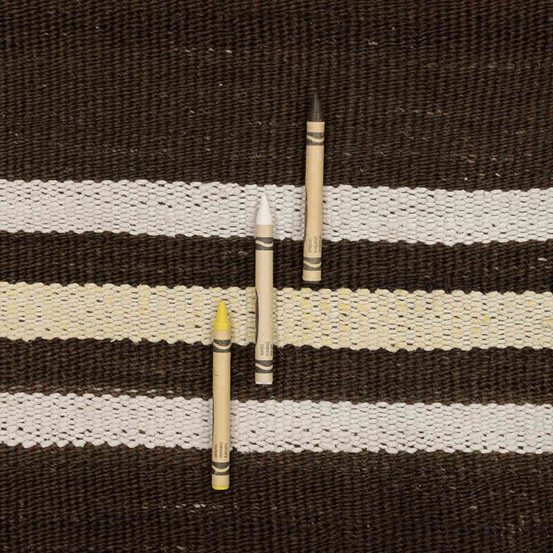 Vintage Anatolian Kilim Rug - 4' 9" x 8' 11" (57" x 107") - K0071934